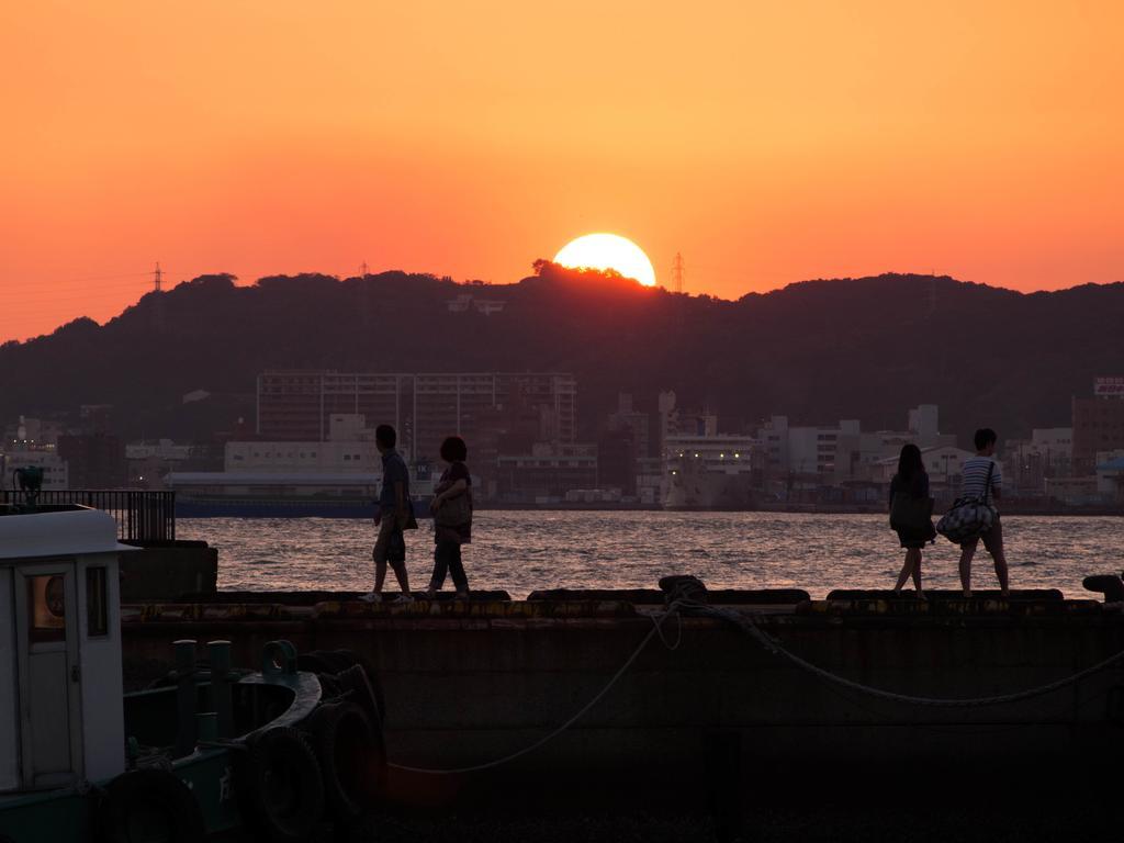 Tunnel Hostel Kitakyushu Zewnętrze zdjęcie